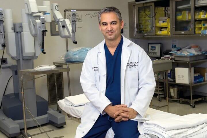 Dr Savid Samadi in OR